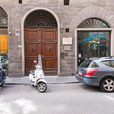 Paravia Suite Florenţa Exterior foto